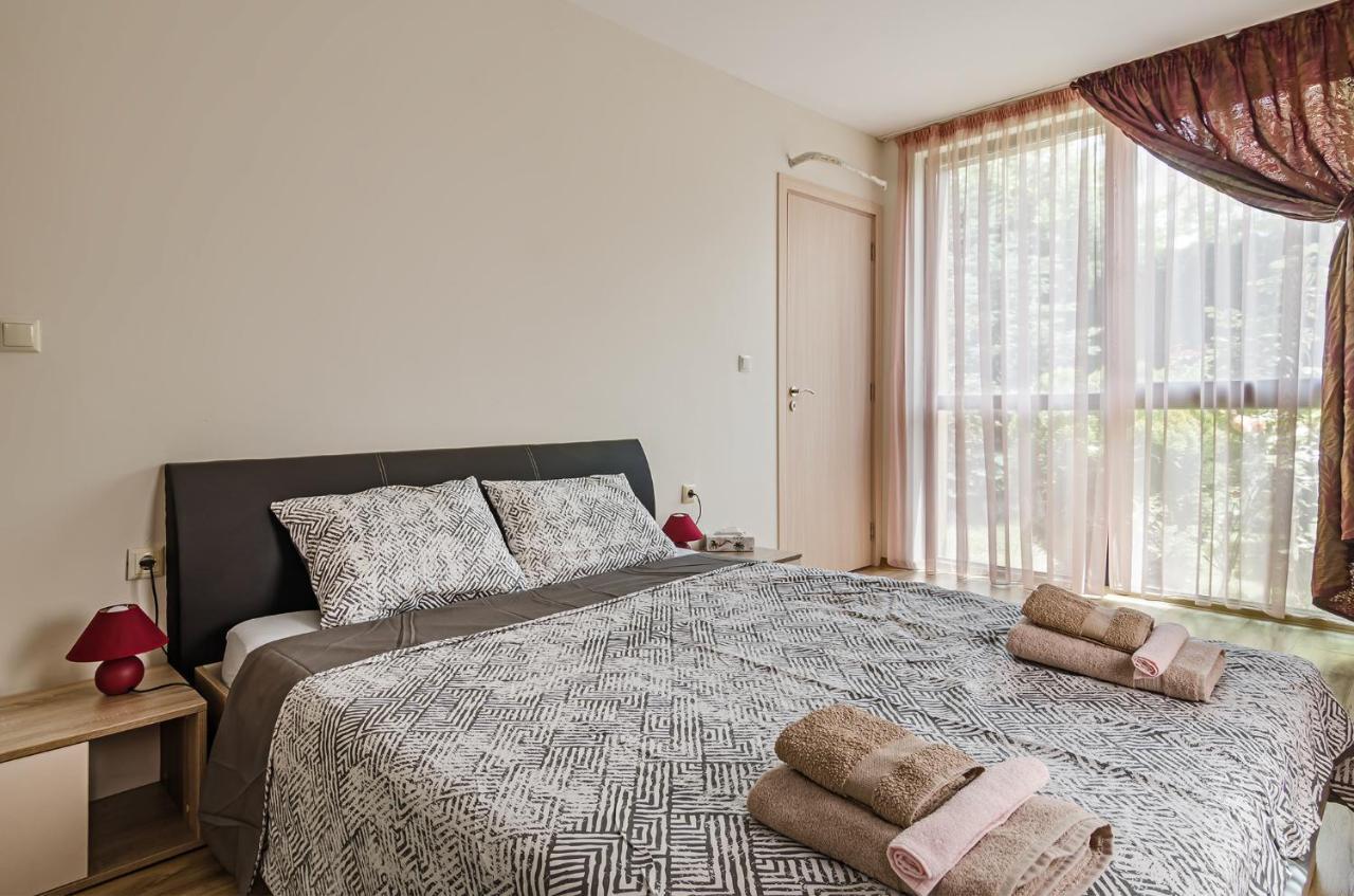 Garden Palace Apartman Várna Kültér fotó