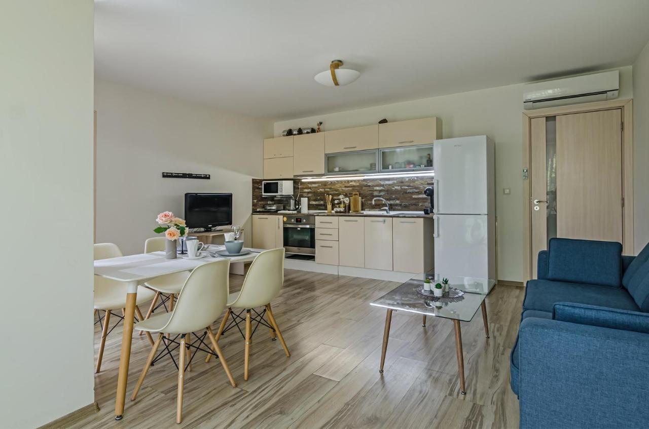 Garden Palace Apartman Várna Kültér fotó