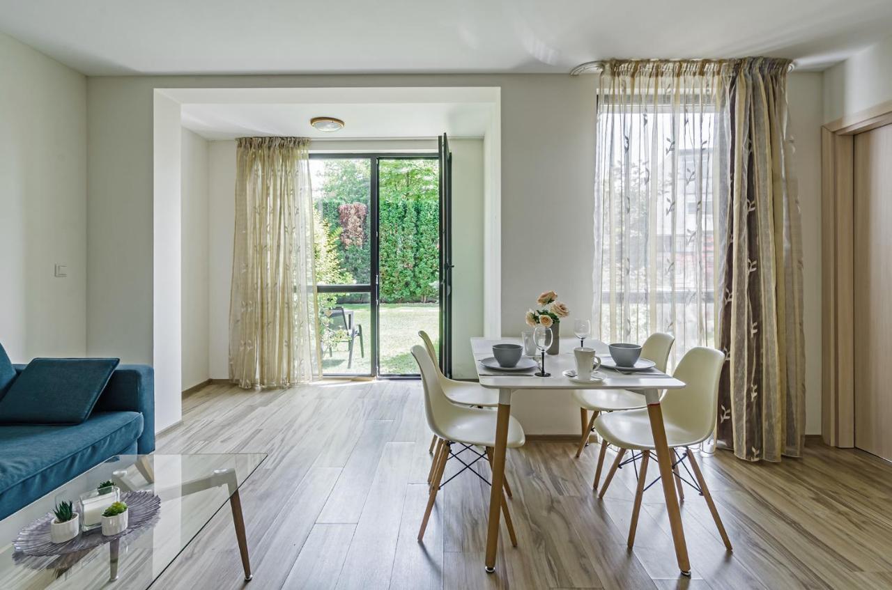 Garden Palace Apartman Várna Kültér fotó