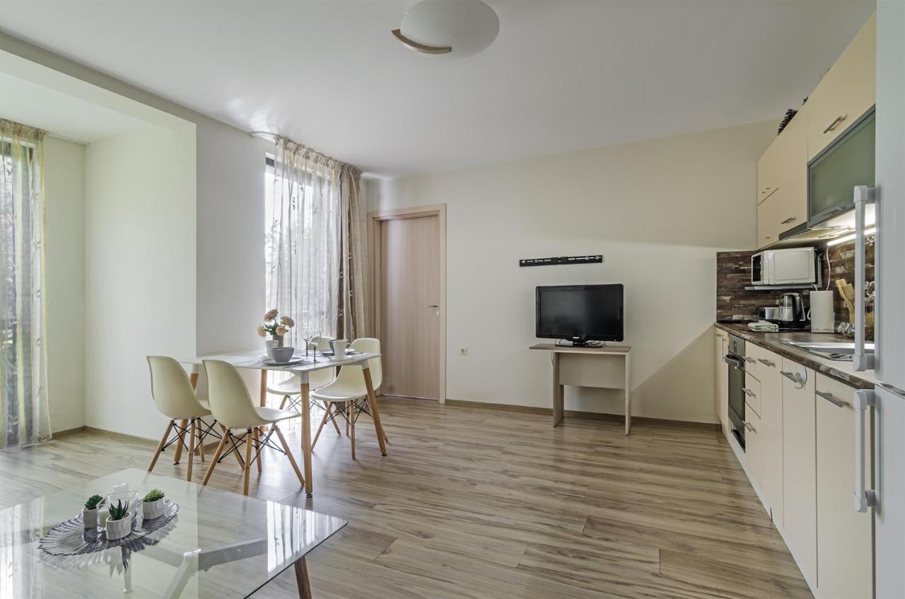 Garden Palace Apartman Várna Kültér fotó