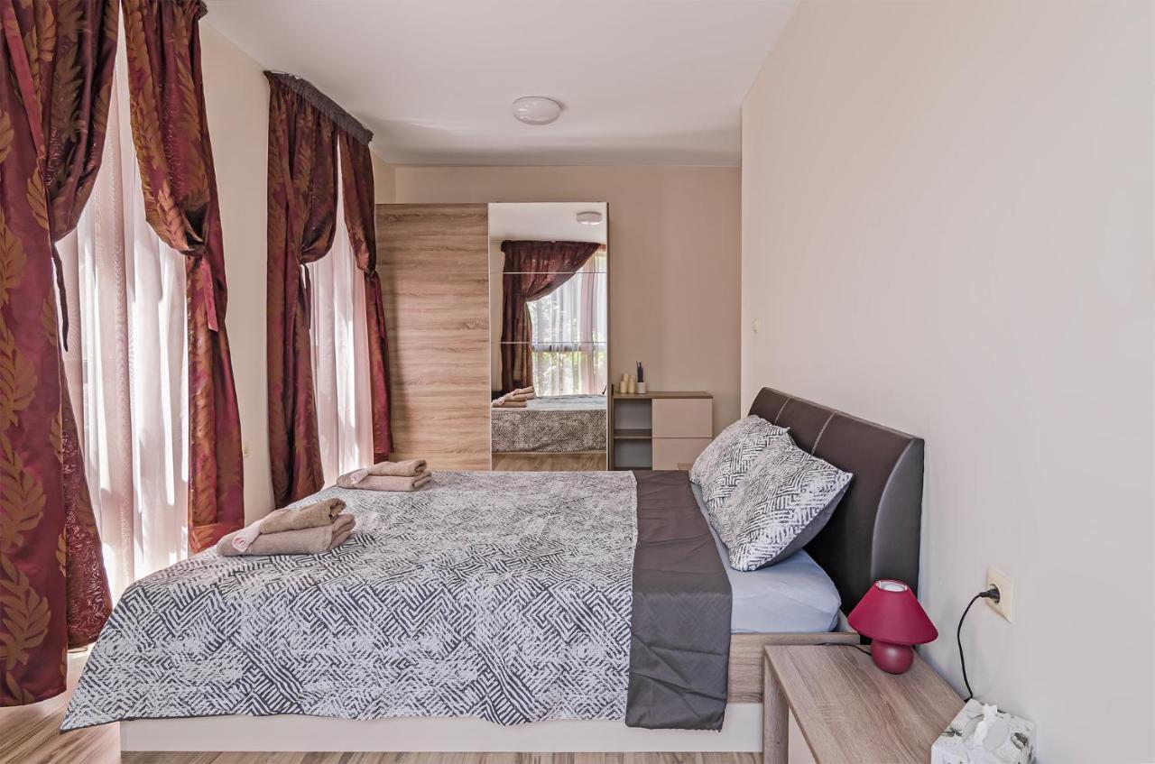 Garden Palace Apartman Várna Kültér fotó
